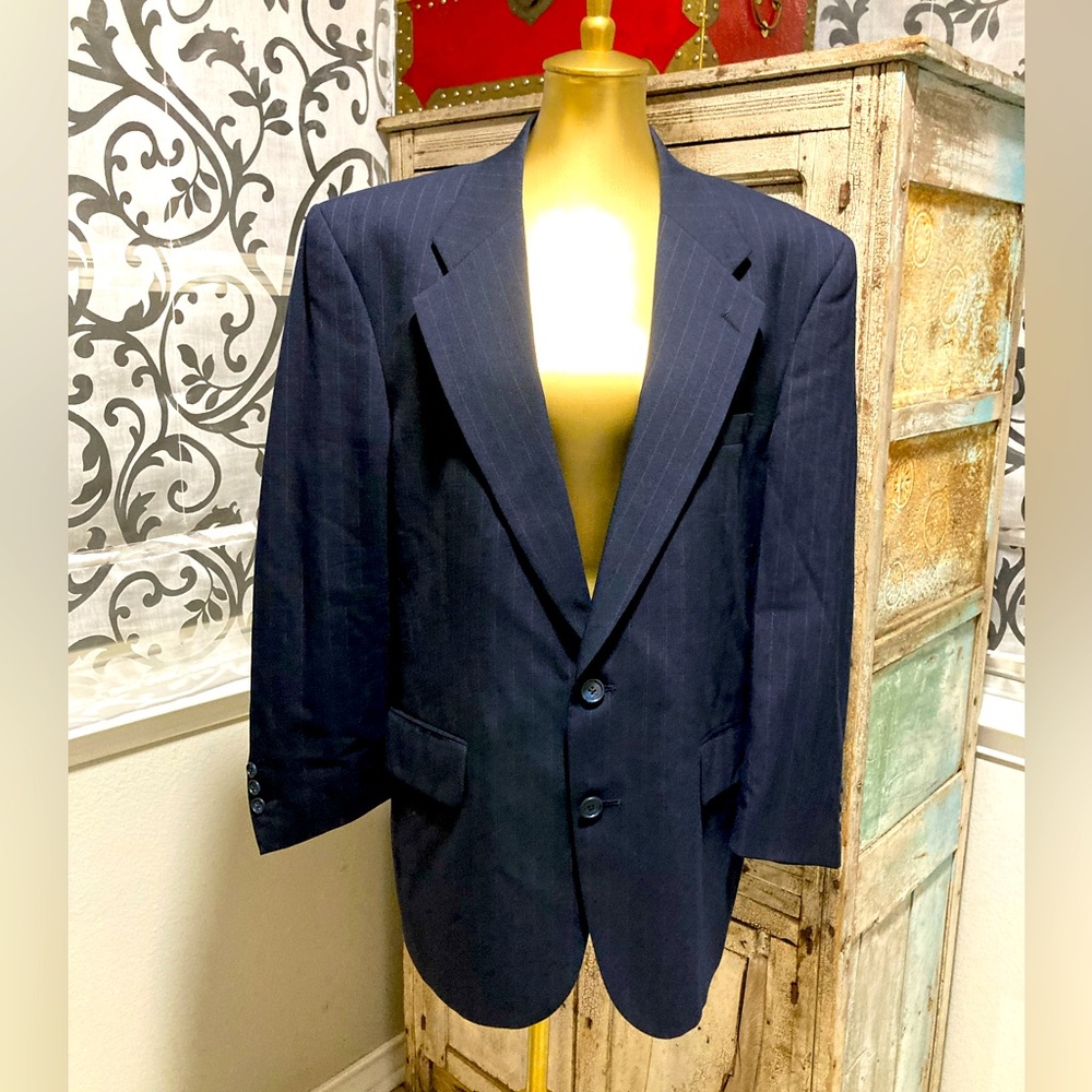 BURBERRY PIN STRIPPED SUIT JACKET 🔥♥️